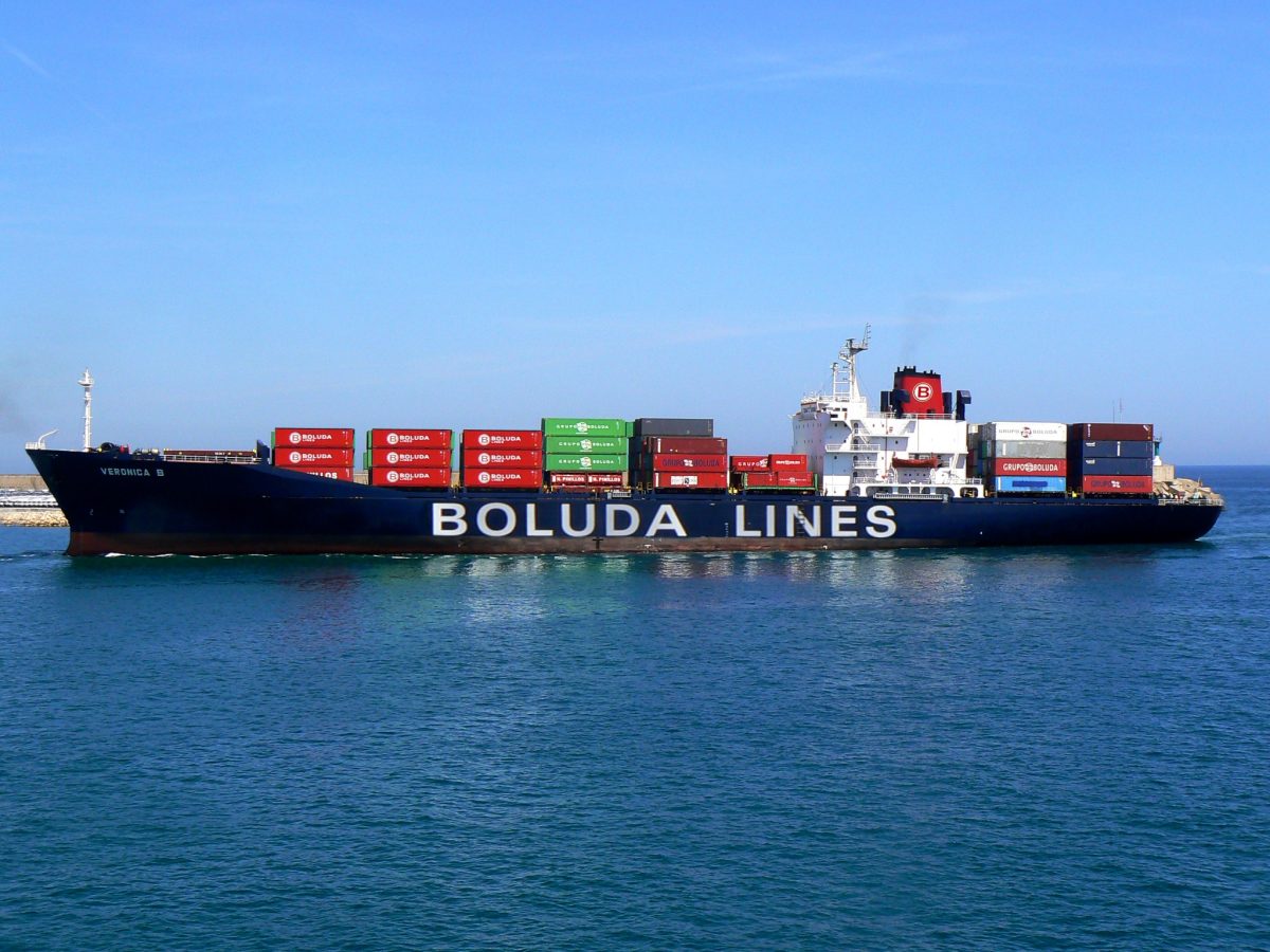 Boluda Lines collaborates in humanitarian aid convoy to Africa - Boluda ...