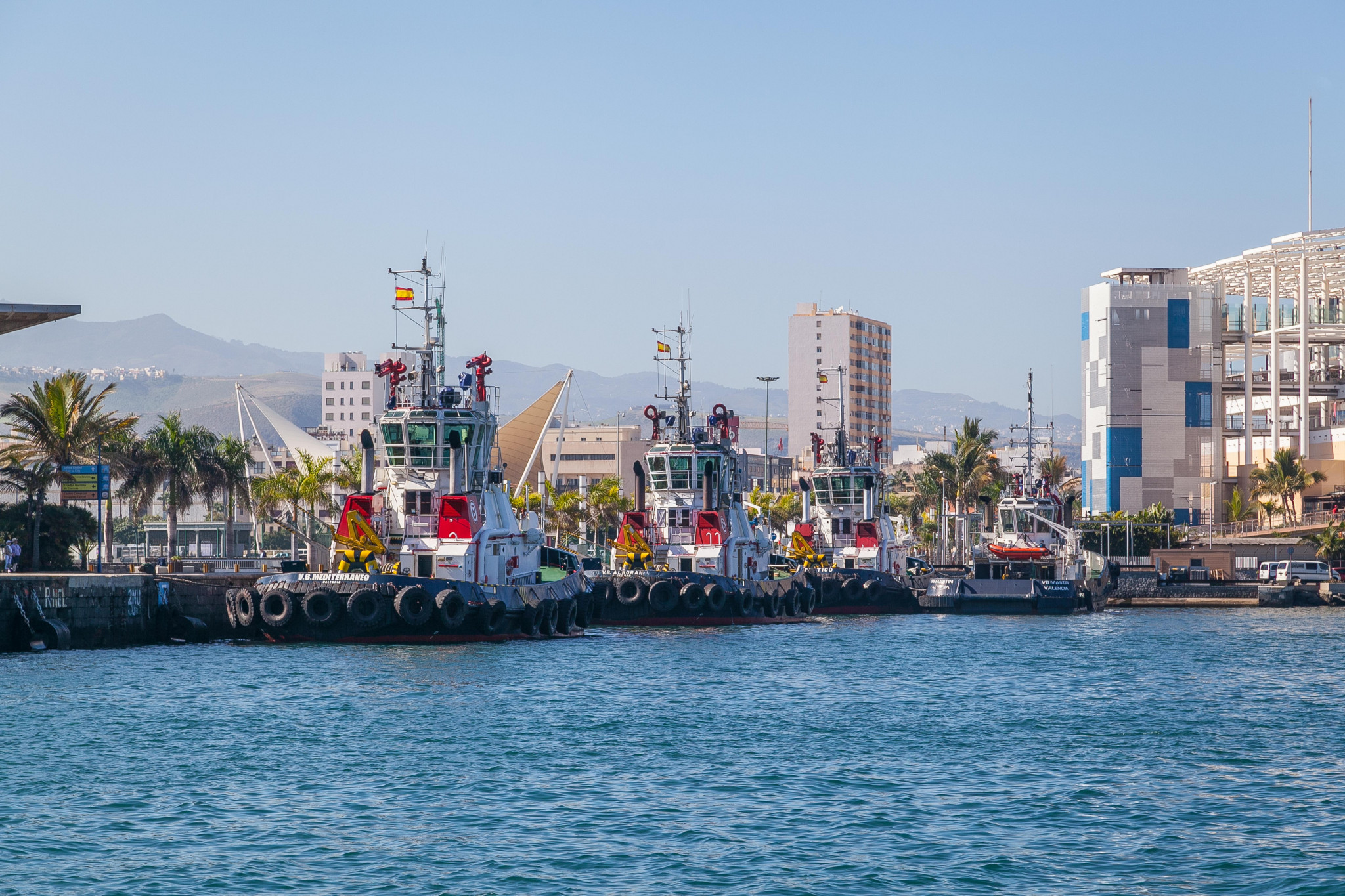 Boluda Towage and Salvage expands tugboat